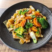 Vegan Pad See Ew Noodles (Lifestyle)